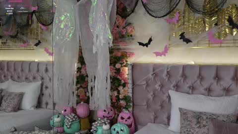 Snapshot of candy_beck chatting on November 2, 2025, 3:09 am Candy Beck online show from November 2, 2025, 3:09 am