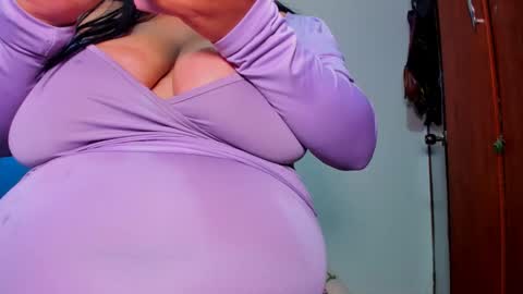 Candy  Brown online show from April 9, 2026, 11:59 am