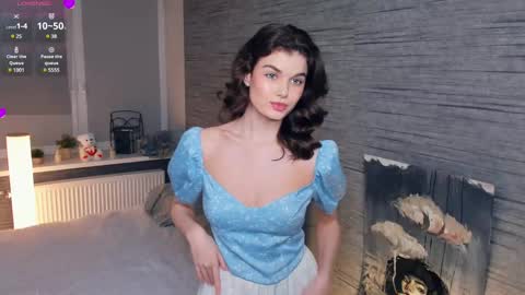 Flora online show from March 3, 2025, 2:15 am