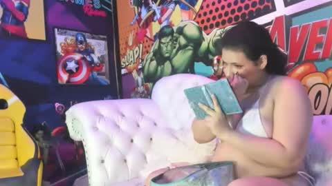 candy online show from November 22, 2025, 3:05 am