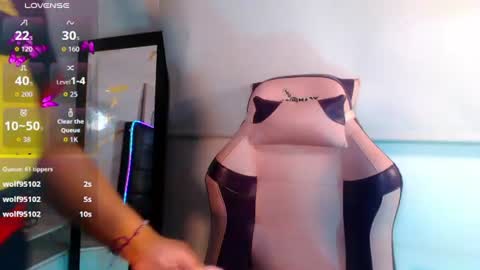 Isabella online show from June 24, 2026, 5:06 am