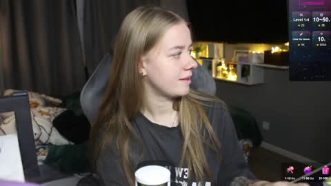 Megan online show from December 16, 2024, 4:38 pm