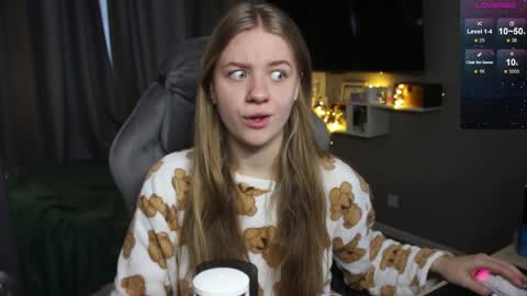 Megan online show from December 24, 2024, 9:17 am