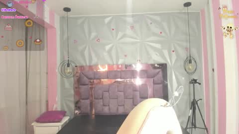 Ania online show from November 13, 2025, 11:09 am