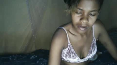 Snapshot of candybrown001 chatting on October 6, 2025, 7:00 pm candybrown001 online show from October 6, 2025, 7:00 pm