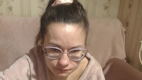 say meow and send tip  online show from March 7, 2026, 8:33 am