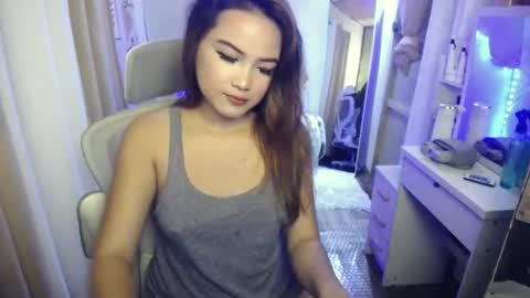 leahlex 3 online show from February 8, 2026, 6:00 pm