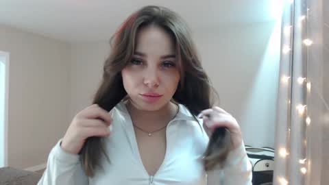 Snapshot of candymini chatting on January 14, 2025, 5:12 pm candymini online show from January 14, 2025, 5:12 pm