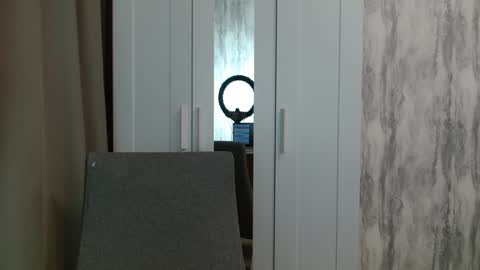 Snapshot of candymini chatting on January 12, 2026, 11:37 am candymini online show from January 12, 2026, 11:37 am