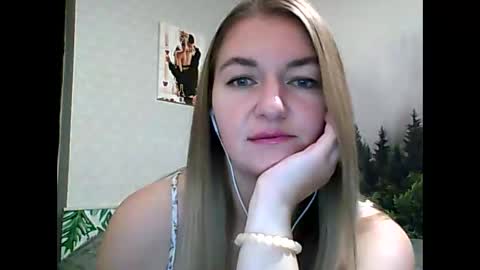 Daisy online show from October 13, 2025, 9:26 pm