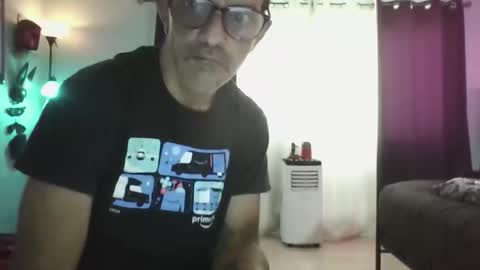 Snapshot of candyqueenkush69 chatting on May 31, 2026, 10:11 pm CandyQueenkush69 online show from May 31, 2026, 10:11 pm