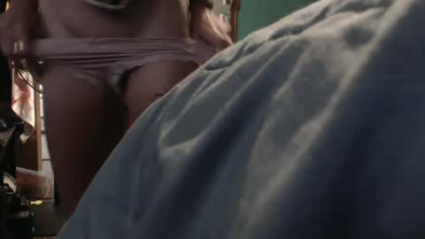 Snapshot of candyshop2024 chatting on October 14, 2025, 12:17 pm candyshop2024 online show from October 14, 2025, 12:17 pm