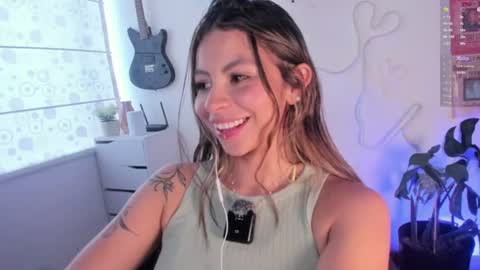 Snapshot of candyxpeach chatting on July 25, 2026, 6:49 pm Camilla online show from July 25, 2026, 6:49 pm