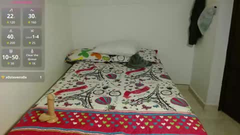 Snapshot of caneladeluxe chatting on October 31, 2025, 6:31 pm Violeta online show from October 31, 2025, 6:31 pm