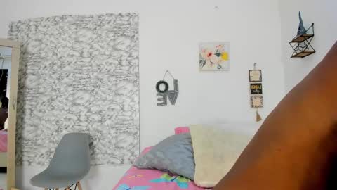 Canhela online show from October 6, 2025, 3:59 am