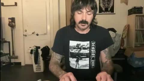 Snapshot of cantleavethehouse chatting on October 6, 2025, 4:43 am cantleavethehouse online show from October 6, 2025, 4:43 am