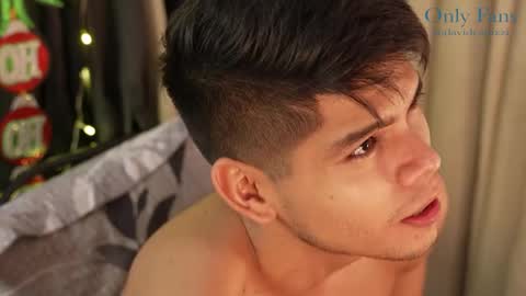 Snapshot of capizzi_ chatting on December 12, 2024, 9:19 am David Capizzi online show from December 12, 2024, 9:19 am