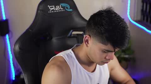 David Capizzi online show from April 3, 2026, 4:21 am