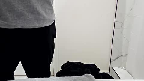 cappinrc8 online show from April 14, 2026, 5:46 am