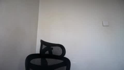 Emma online show from April 15, 2026, 5:47 am