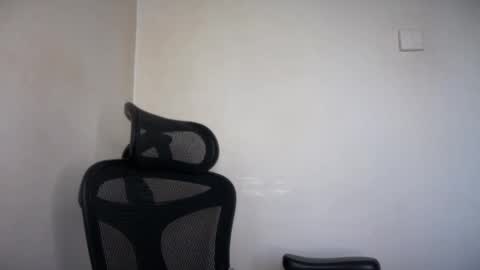Emma online show from June 1, 2026, 4:58 am