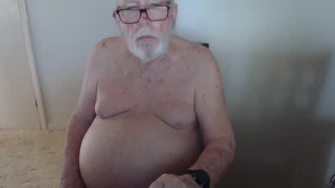 Snapshot of capt5105 chatting on February 2, 2025, 9:13 pm capt5105 online show from February 2, 2025, 9:13 pm