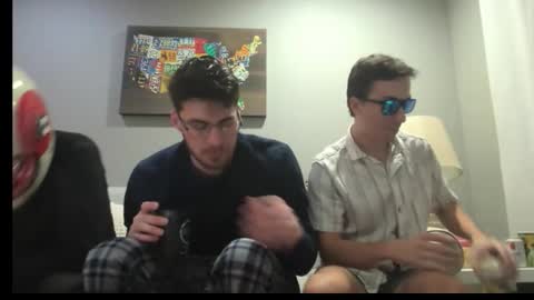 Snapshot of captain_chris8 chatting on November 7, 2025, 1:27 am captain_chris8 online show from November 7, 2025, 1:27 am