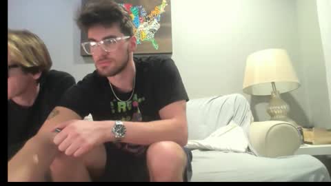 Snapshot of captain_chris8 chatting on November 8, 2025, 9:35 pm captain_chris8 online show from November 8, 2025, 9:35 pm