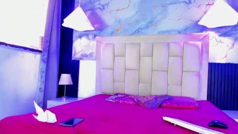 Snapshot of caraiosh_ chatting on December 17, 2025, 2:12 pm Cara online show from December 17, 2025, 2:12 pm