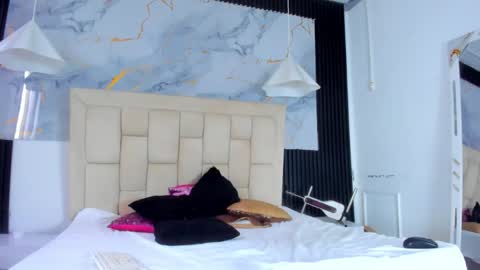 Snapshot of caraiosh_ chatting on February 2, 2026, 2:38 pm Cara online show from February 2, 2026, 2:38 pm