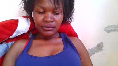 caramel_flames online show from November 3, 2025, 5:52 am