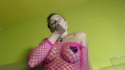 Caramella online show from May 22, 2026, 7:26 am