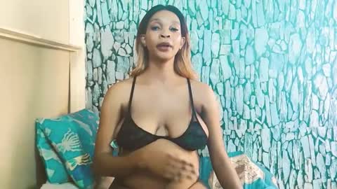 Snapshot of caramelminxxx1 chatting on February 5, 2026, 7:13 am caramelminxxx1 online show from February 5, 2026, 7:13 am