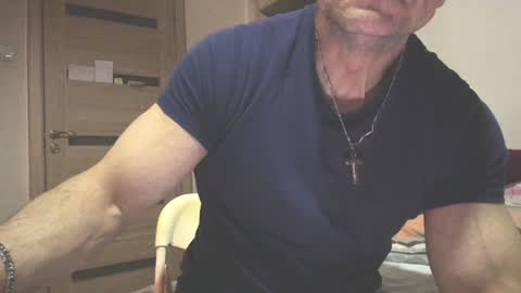 Snapshot of carin_the_body chatting on January 11, 2025, 12:12 am Laz online show from January 11, 2025, 12:12 am