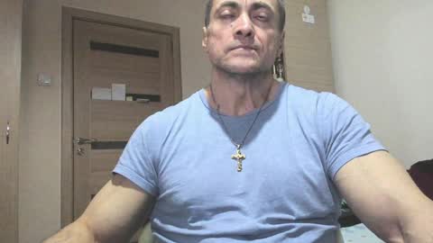 Snapshot of carin_the_body chatting on February 3, 2025, 3:17 pm Laz online show from February 3, 2025, 3:17 pm