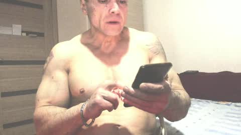 Snapshot of carin_the_body chatting on February 4, 2025, 6:17 pm Laz online show from February 4, 2025, 6:17 pm