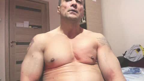 Snapshot of carin_the_body chatting on February 5, 2025, 10:08 am Laz online show from February 5, 2025, 10:08 am