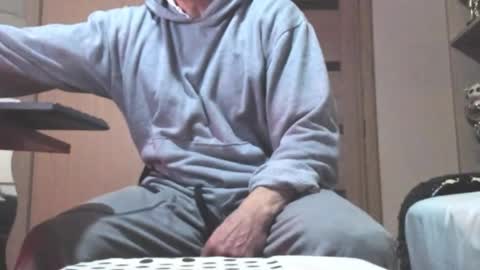 Snapshot of carin_the_body chatting on February 10, 2026, 9:13 am Laz online show from February 10, 2026, 9:13 am