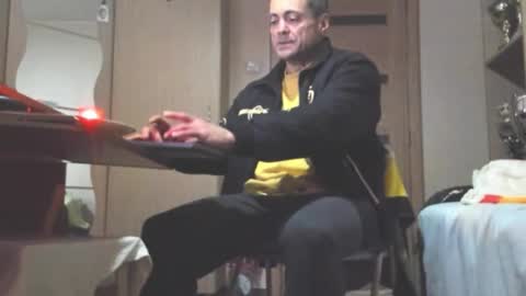 Snapshot of carin_the_body chatting on February 21, 2026, 1:56 pm Laz online show from February 21, 2026, 1:56 pm