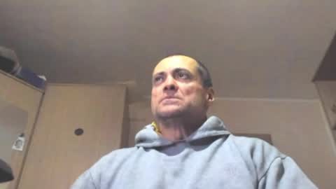 Snapshot of carin_the_body chatting on March 25, 2026, 9:21 pm Laz online show from March 25, 2026, 9:21 pm