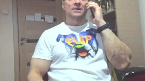 Snapshot of carin_the_body chatting on April 2, 2026, 7:00 pm Laz online show from April 2, 2026, 7:00 pm