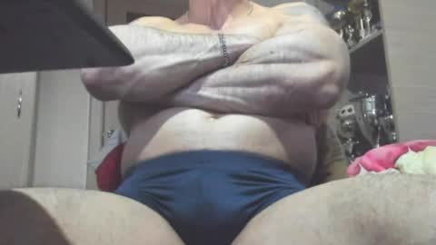 Snapshot of carin_the_body chatting on April 3, 2026, 7:06 am Laz online show from April 3, 2026, 7:06 am