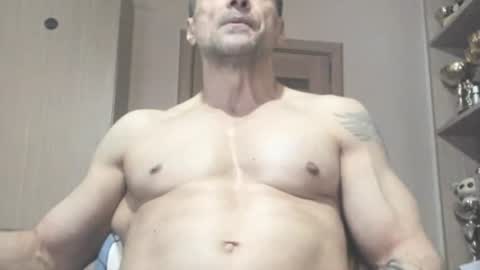 Snapshot of carin_the_body chatting on June 18, 2026, 9:09 am Laz online show from June 18, 2026, 9:09 am