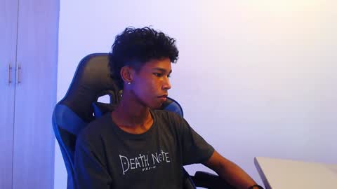 Snapshot of carl_sex_ chatting on December 7, 2024, 10:06 pm carl_sex_ online show from December 7, 2024, 10:06 pm