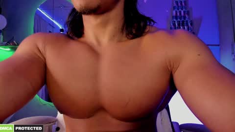 Snapshot of carl_smithh chatting on December 3, 2024, 7:10 am Carl online show from December 3, 2024, 7:10 am