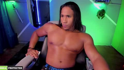 Snapshot of carl_smithh chatting on January 15, 2025, 11:10 am Carl online show from January 15, 2025, 11:10 am