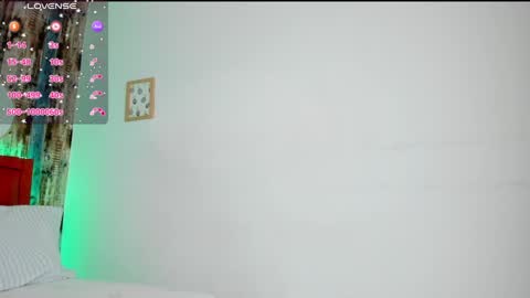 Snapshot of carla_adamss chatting on February 1, 2025, 12:40 am Carla online show from February 1, 2025, 12:40 am