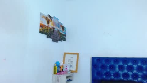 Snapshot of carla_beer chatting on February 2, 2025, 5:59 pm Carla online show from February 2, 2025, 5:59 pm