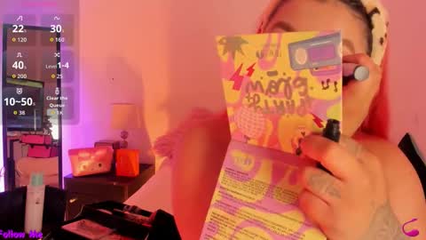 Snapshot of carla_wet18 chatting on October 24, 2025, 2:13 pm Carla Wet18 online show from October 24, 2025, 2:13 pm