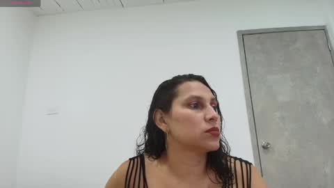 Snapshot of carlaantonellii chatting on April 23, 2026, 4:14 am carlaantonellii online show from April 23, 2026, 4:14 am